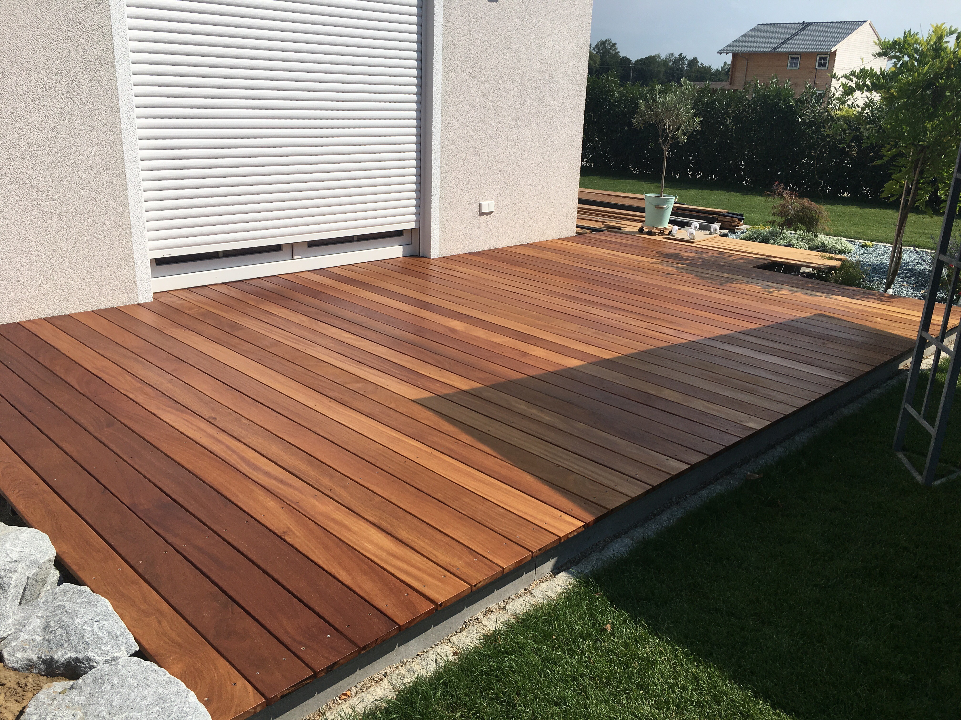 Große Auswahl an Terrassendielen in Echtholz - Artikeldetails